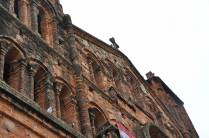 A bela igreja de pedra da época dos jesuítas, em Villarrica - Paraguai